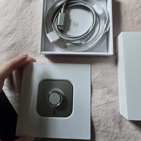 Oura Gen 4 Silver Smart Ring Size 6 - Picture 3 of 5